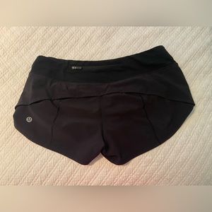 Black Lululemon speed up shorts size 4
